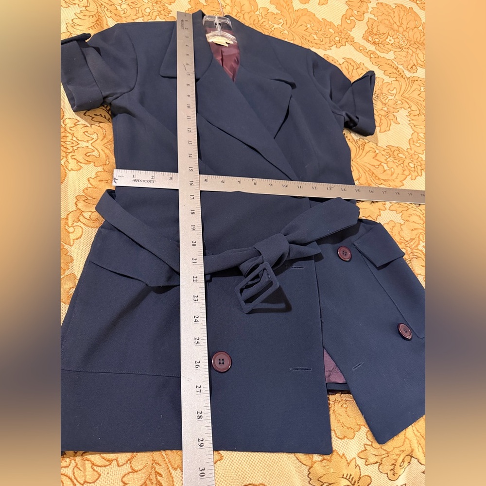 Casual Corner Navy Double-Breasted Jacket/Blouse, Button Front, Belted, Sz 6 - Picture 11 of 12